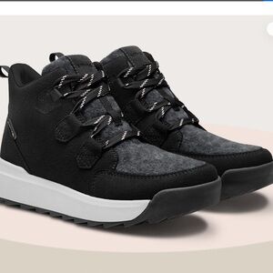 Airhas NWT High-Top Sneakers Non Slip Boots